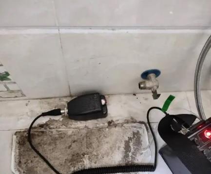 垫江屋顶漏水维修公司分享下卫生间漏水的危害及解决方法